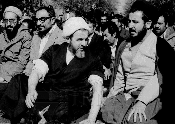 تذکر امام به آهنگران/ حکایت استانداری که پس از آراء باطله خواننده زن در انتخابات هشتم شد