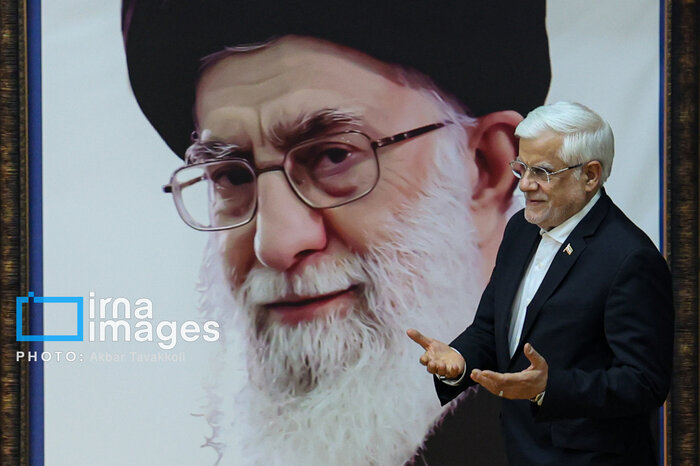 عارف: با عربستان رابطه صمیمانه داریم/ مرزها را باید با نگاه فرهنگی اداره کنیم نه امنیتی