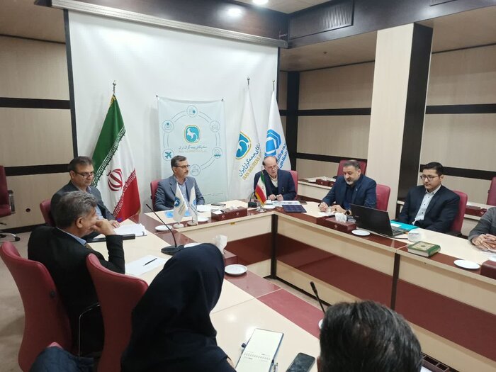 منابع بیمه‌ای خراسان رضوی از استان خارج می‌شود