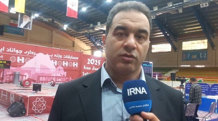 درخشش ستاره‌های آینده در شهرکرد؛ وزنه‌برداران جوان راهی تیم ملی می‌شوند