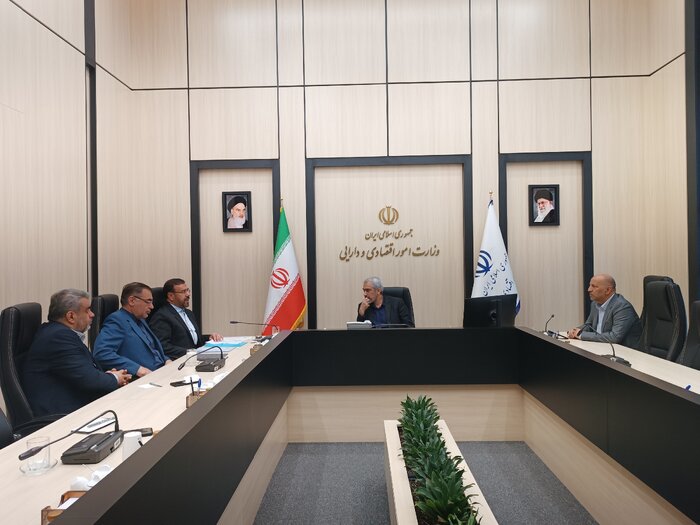 راه حل توسعه اقتصادی فارس؛ تمرکززدایی مالی و افزایش اختیارات استانی