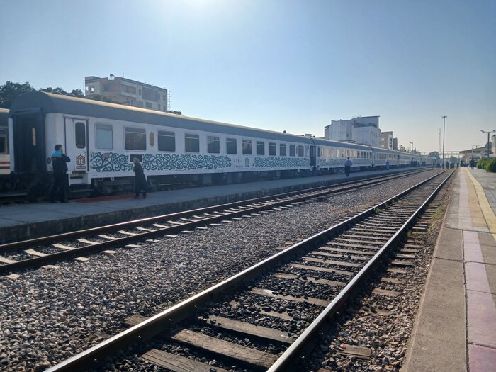 نخستین قطار مسافری پنج ستاره مازندران آغاز به کار کرد