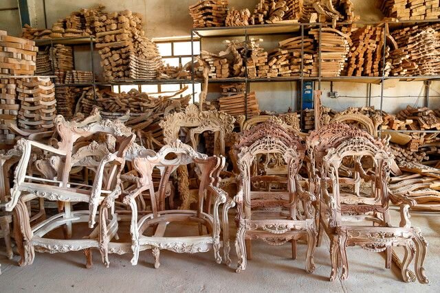 نقش عشق روی چوب؛ از مسیر مدرسه تا ورود به دنیای منبت