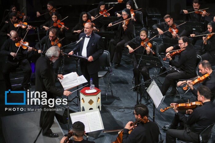 ارکستر ملی خاطرات دهه ۷۰ را زنده کرد/اجرای «شبانگان» تا «جوانی» + فیلم