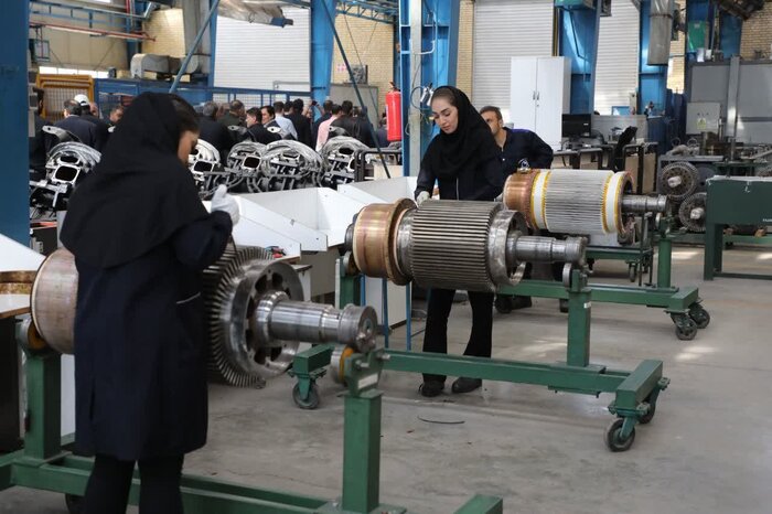 وزیر صمت: سهم ارزش افزوده صنعتی البرز در کشور بسیار قابل توجه است