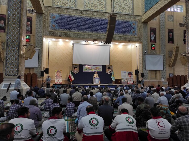 امام جمعه: زمینهای دزفول با زیرمیزی در حال تبدیل به باغ ویلا و تالار است