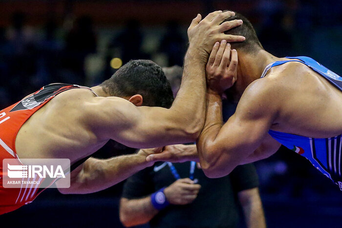 لیگ برتر کشتی آزاد؛ پیروزی استقلال جویبار مقابل مدعی عنوان قهرمانی