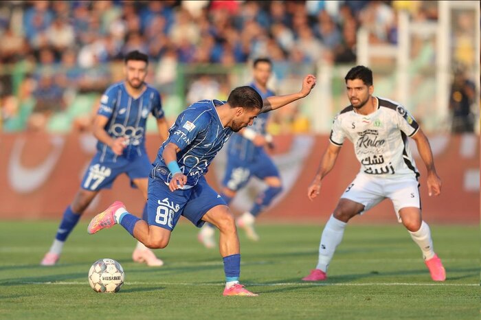 پیروزی قاطعانه استقلال مقابل آلومینوم ؛ آبیپوشان صدر جدول را از تراکتور پس گرفتند