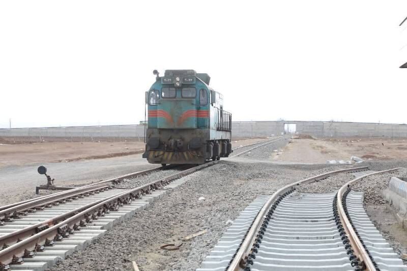 وزیر راه و شهرسازی: سوت قطار در ایستگاه راه‌آهن اردبیل به صدا می‌آید