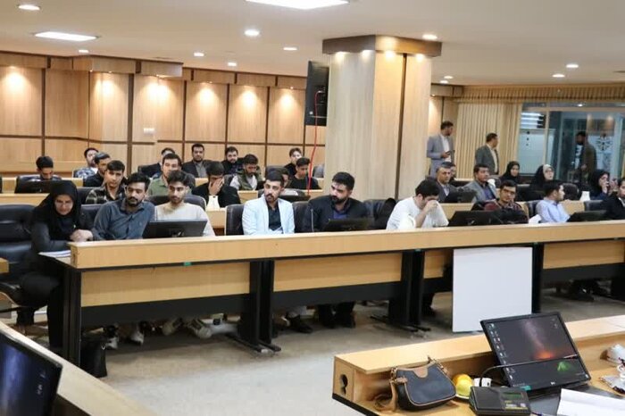 درد دل صمیمانه تشکل‌های دانشجویی با مشاور رئیس جمهور