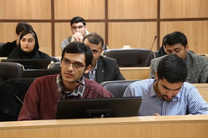 درد دل صمیمانه تشکل‌های دانشجویی با مشاور رئیس جمهور