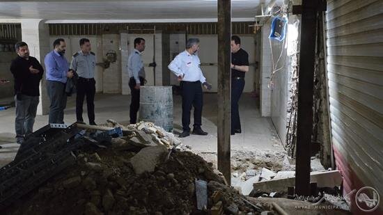 ریزش بخشی از سازه یک ساختمان مسکونی در منطقه سپیدار اهواز