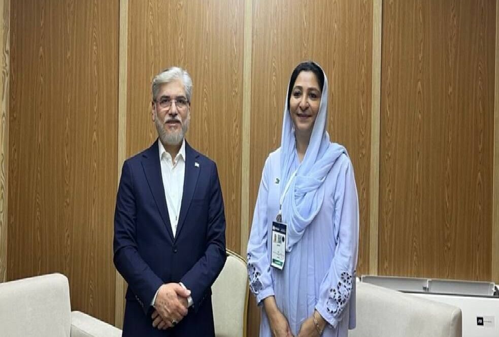 وزیر علوم، تحقیقات و فناوری با وزیر آموزش پاکستان دیدار کرد