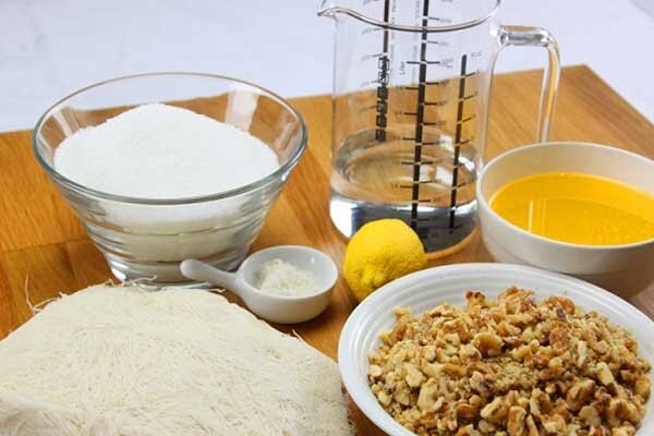 دستور تهیه کنافه با شربت زعفرانی داغ