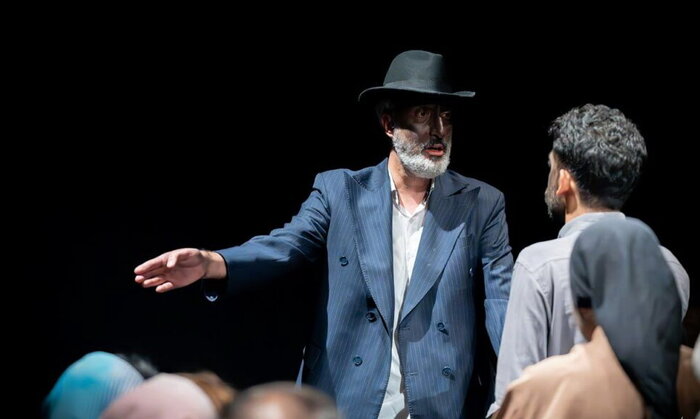 تقدیم «ارزشهای نسبی» به قطبالدین صادقی/«شب» ۲ اجرایی شد