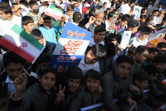 اعلام انزجار مردم شهرستان‌های غرب تهران از سیاست‌های استکباری