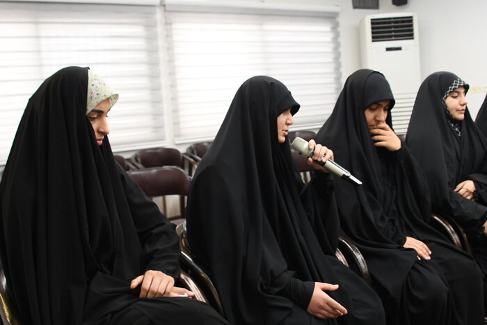 مدرسه باید انسانساز باشد نه حافظهمحور