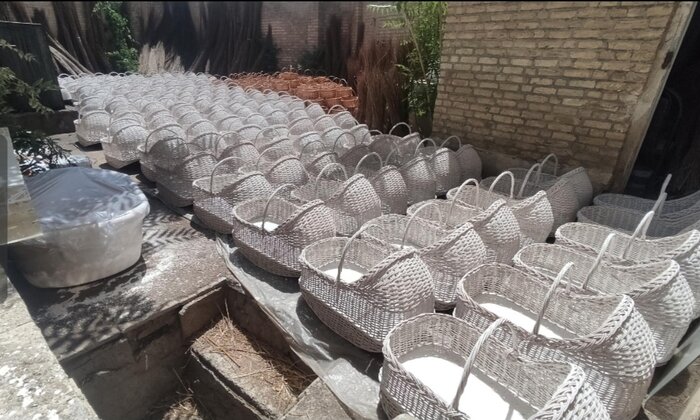 رنج مُرواربافی «داویجان» از خامفروشی تا فعالیت فصلی