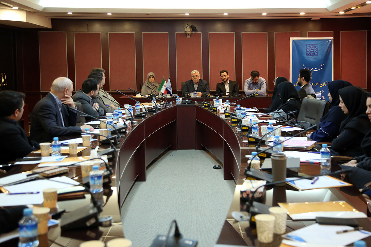 دانشگاه‌ها زمینه‌ساز رشد فرهنگی و اجتماعی دانشجویان باشند 