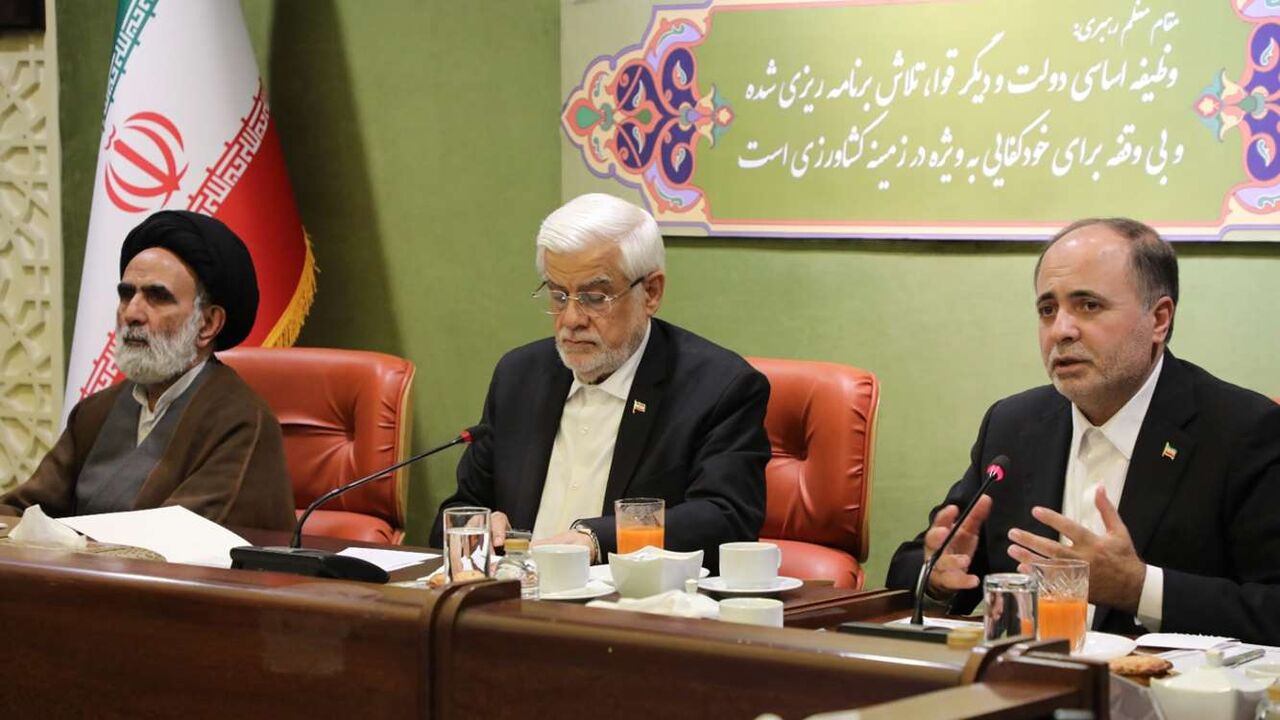 وزیر جهاد کشاورزی از تدوین نخستین سند توسعه عدالتمحور خبر داد وزیر جهاد کشاورزی از تدوین نخستین سند توسعه عدالتمحور خبر داد