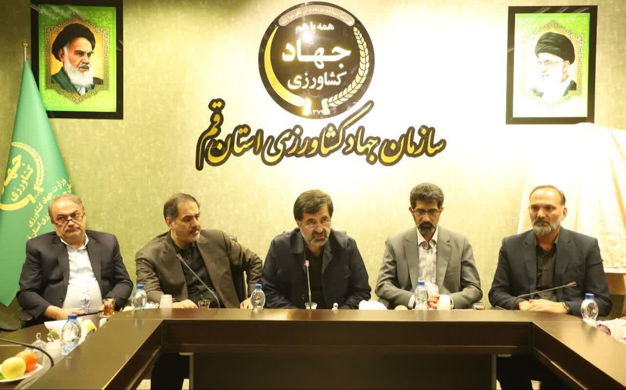 میثاق‌نامه مدیران قم برای تولید ۲۵۰۰ مگاوات برق امضا شد