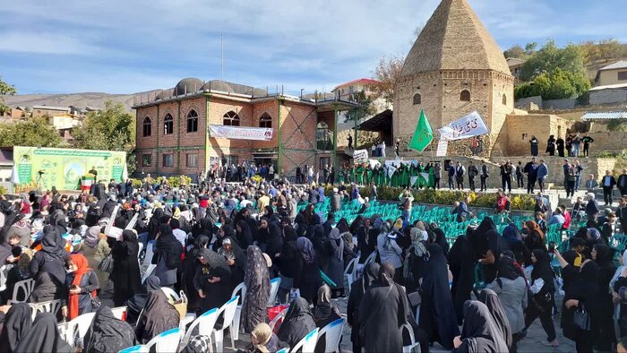 نماینده ولی فقیه در مازندران: ایرانیان بارغبت دین اسلام را پذیرفتند