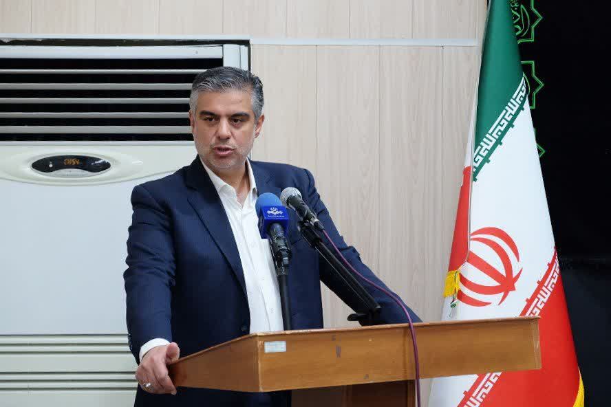 استاندار مرکزی: محور توسعه استان، مشارکت مردم و خیرین است