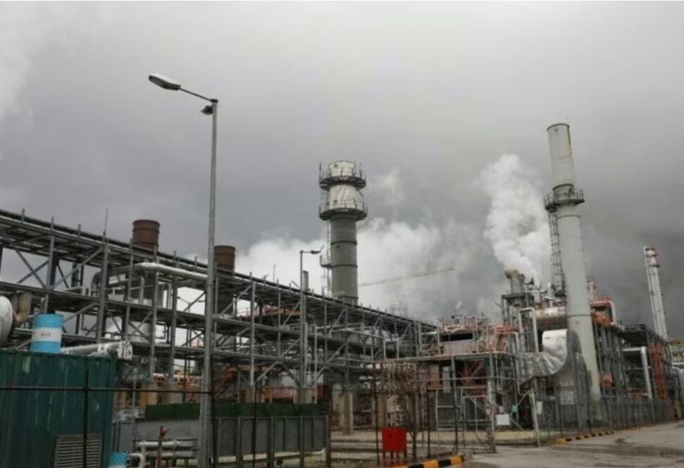 توسعه صنایع پایین‌دست پتروشیمی و ماندگاری منابع ملی در بوشهر ضروری است