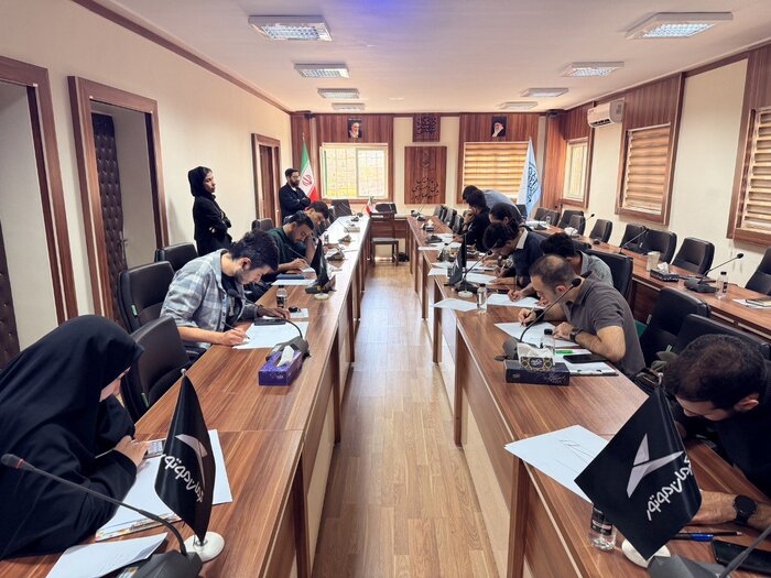 پایان آموزش برگزیدگان مرحله اول  مسابقه طراحی وسایل نقلیه عمودپرواز کرمان موتور