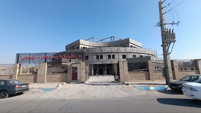 استاندار تهران: ۴۲ مصوبه عمرانی و اقتصادی برای توسعه بهارستان تصویب شد