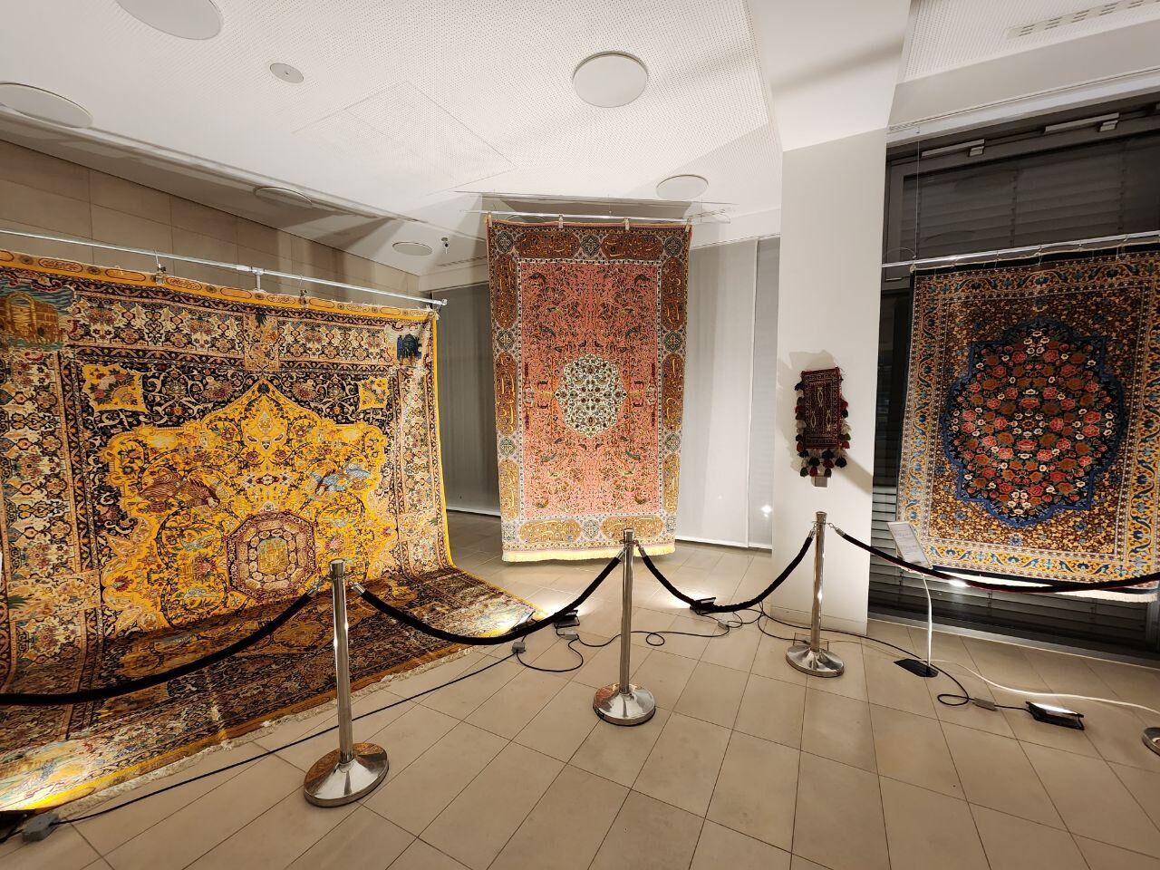 اقامة يوم "فن السجاد الايراني" بالسفارة الايرانية في برلين اقامة يوم "فن السجاد الايراني" بالسفارة الايرانية في برلين