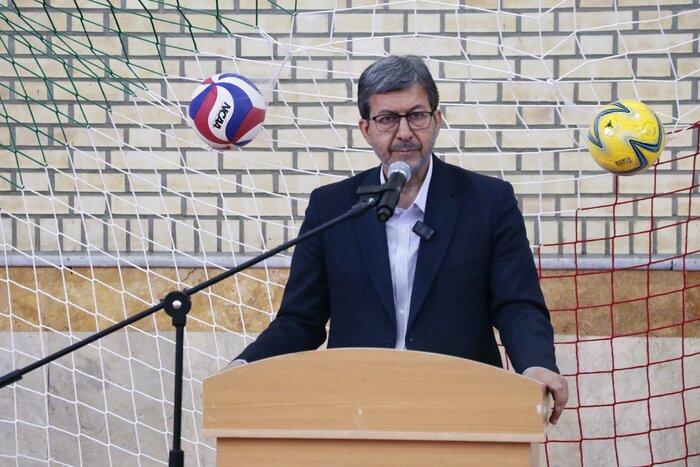 استاندار اصفهان کلنگ زیرگذر «گردنه رخ» را به زمین زد