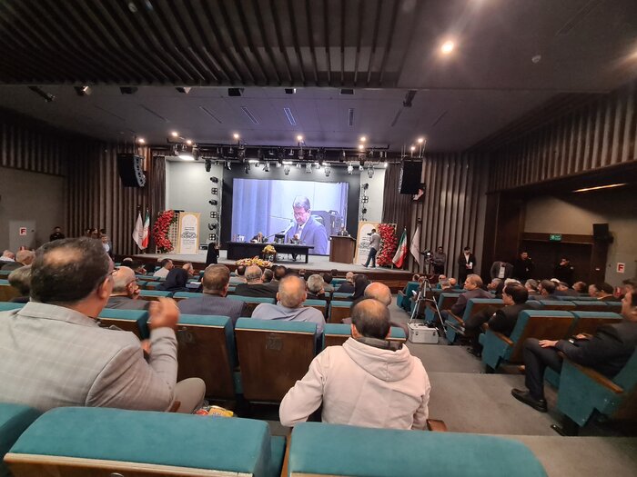 استاندار اصفهان از تصویب الزام استفاده از نیروی کار بومی توسط صنایع خبر داد