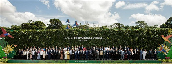 تاکید بر انتقال فناوریهای پاک تا همکاریهای محیطزیستی جهانی