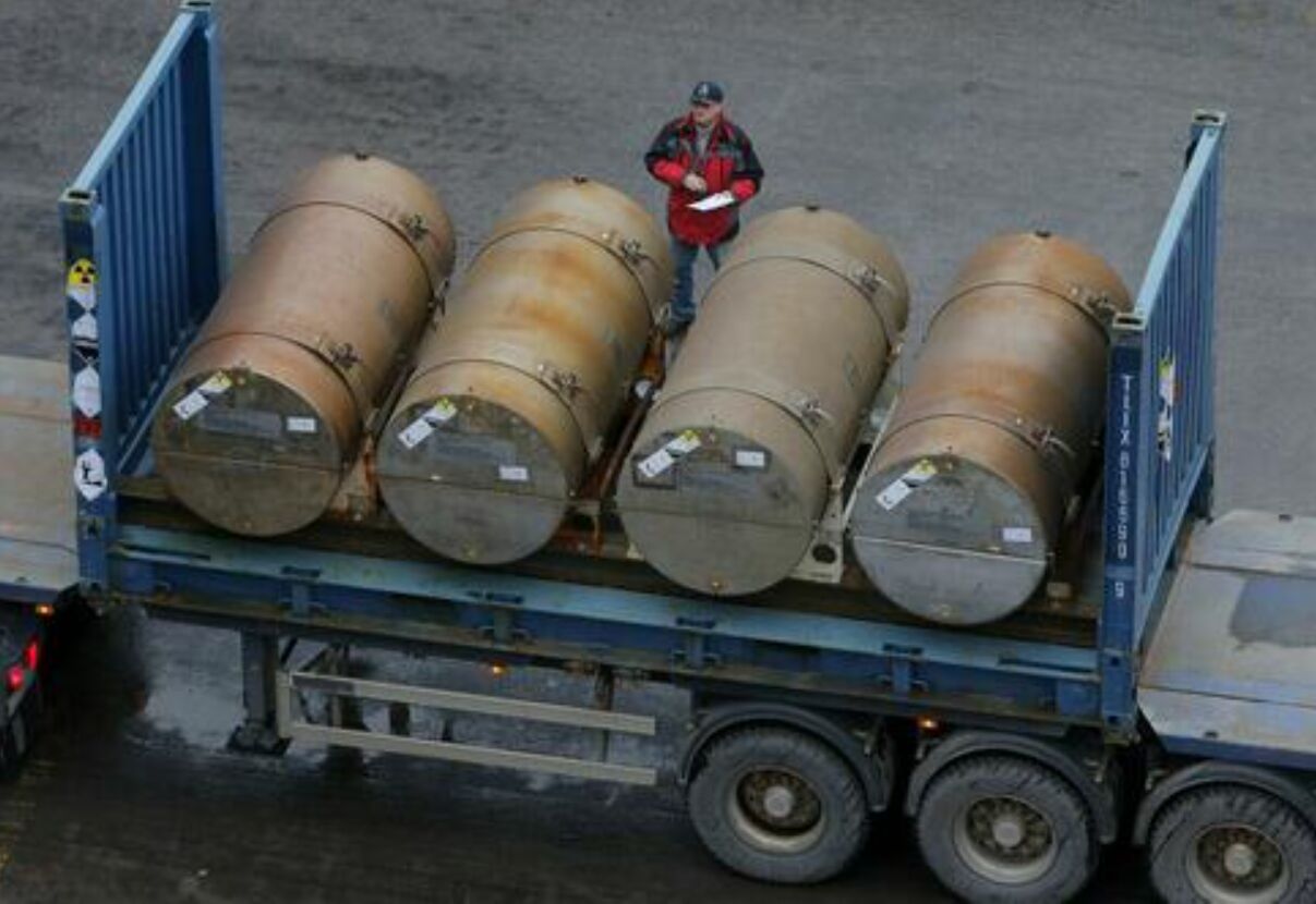 روزنامه لوموند: فرانسه نگران فروش احتمالی اورانیوم نیجر به روسیه است روزنامه لوموند: فرانسه نگران فروش احتمالی اورانیوم نیجر به روسیه است