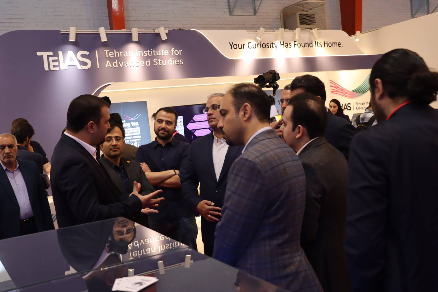 پانزدهمین نمایشگاه کار دانشگاه صنعتی شریف افتتاح شد