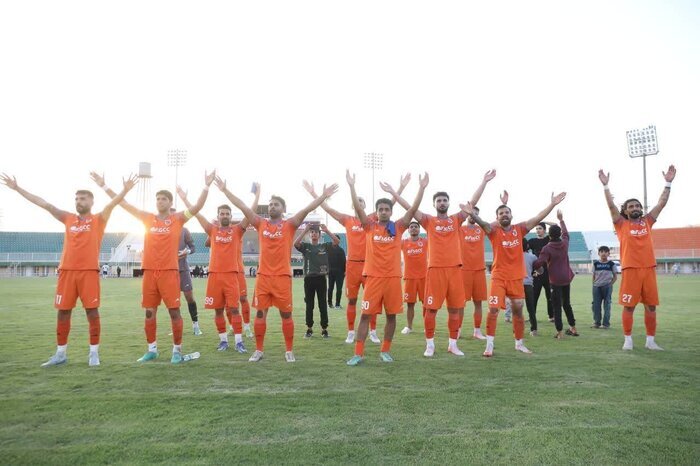 قندی یزد در پیچ سخت لیگ ۲ فوتبال؛ وقت بیداری قبل از دیر شدن