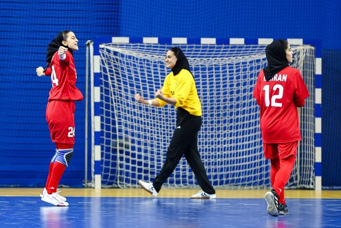 ملیپوش هندبال دختران: قهرمانی در بحرین بهترین حس دنیا بود/ شکست چین اتفاق بزرگی بود
