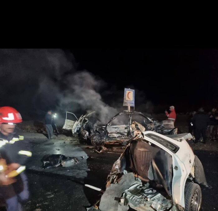 برخورد پژو و پراید در محور دهاقان- بروجن به حریق و مرگ یک سرنشین انجامید