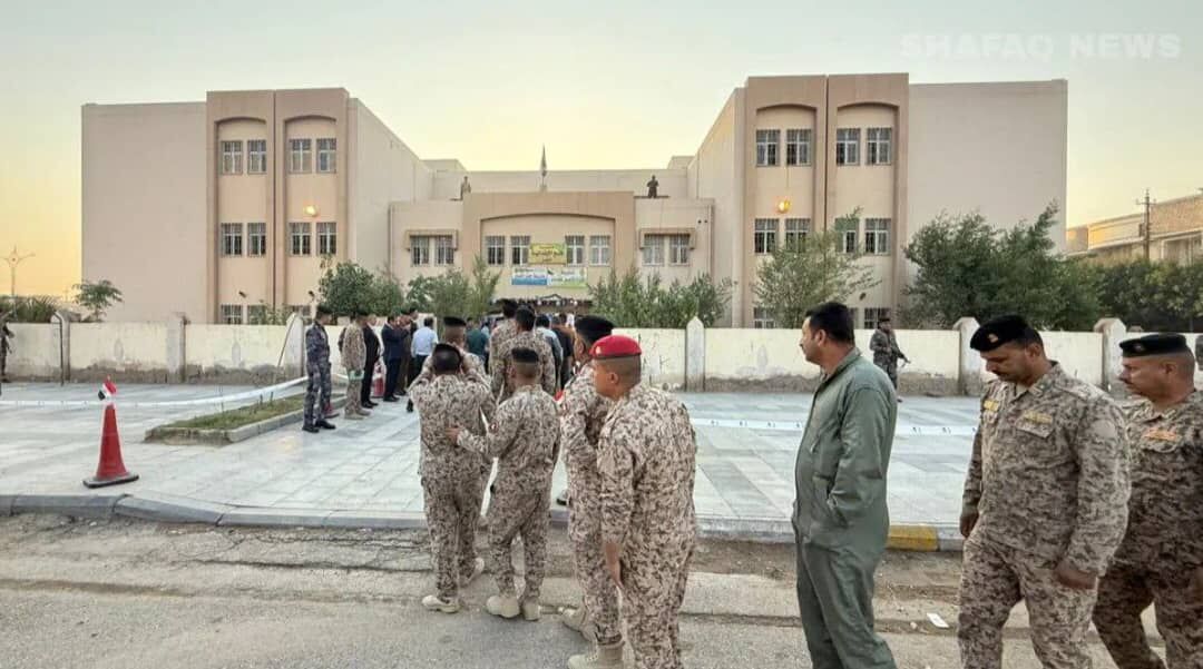 V Iraku se je začelo predčasno glasovanje za pripadnike varnostnih sil in notranje razseljene osebe