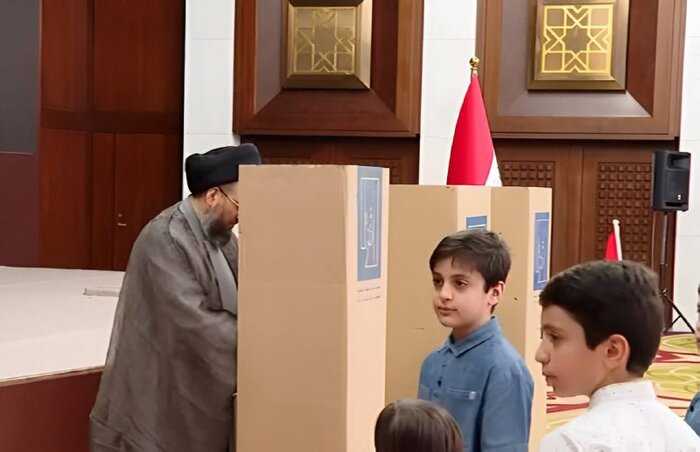 شخصیت های سیاسی عراق به پای صندوق های رای رفتند+عکس