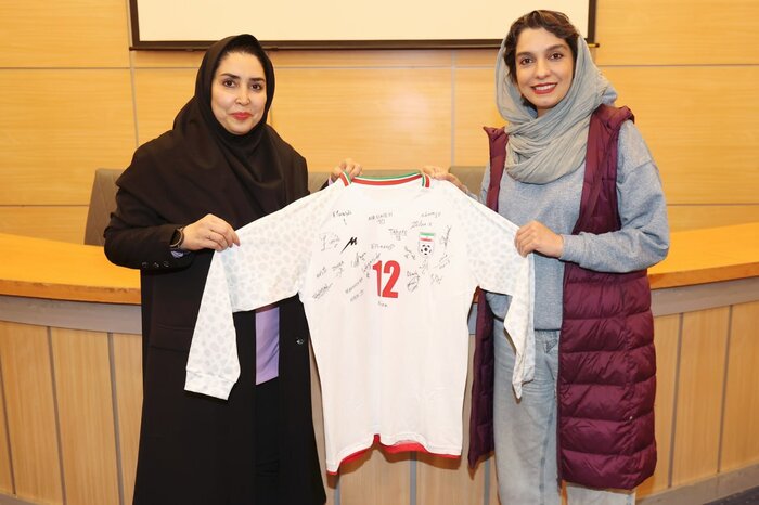 حضور ستاره سینما در جمع ملی‌پوشان فوتسال زنان