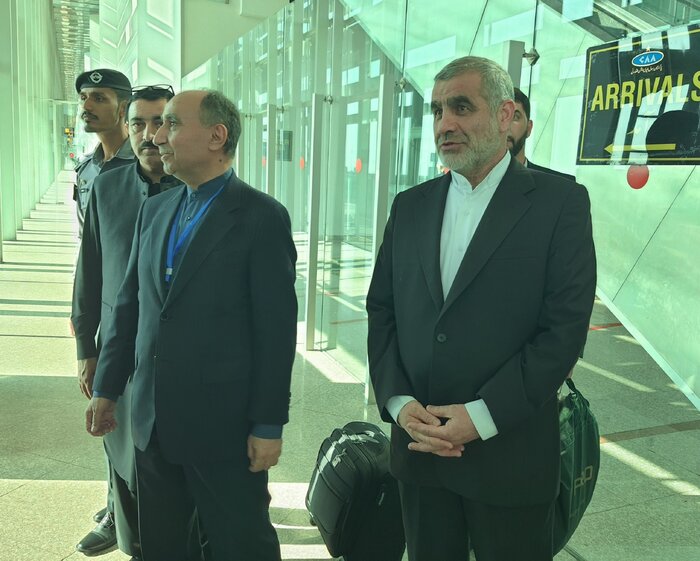 نائب رئیس مجلس شورای اسلامی وارد اسلامآباد شد