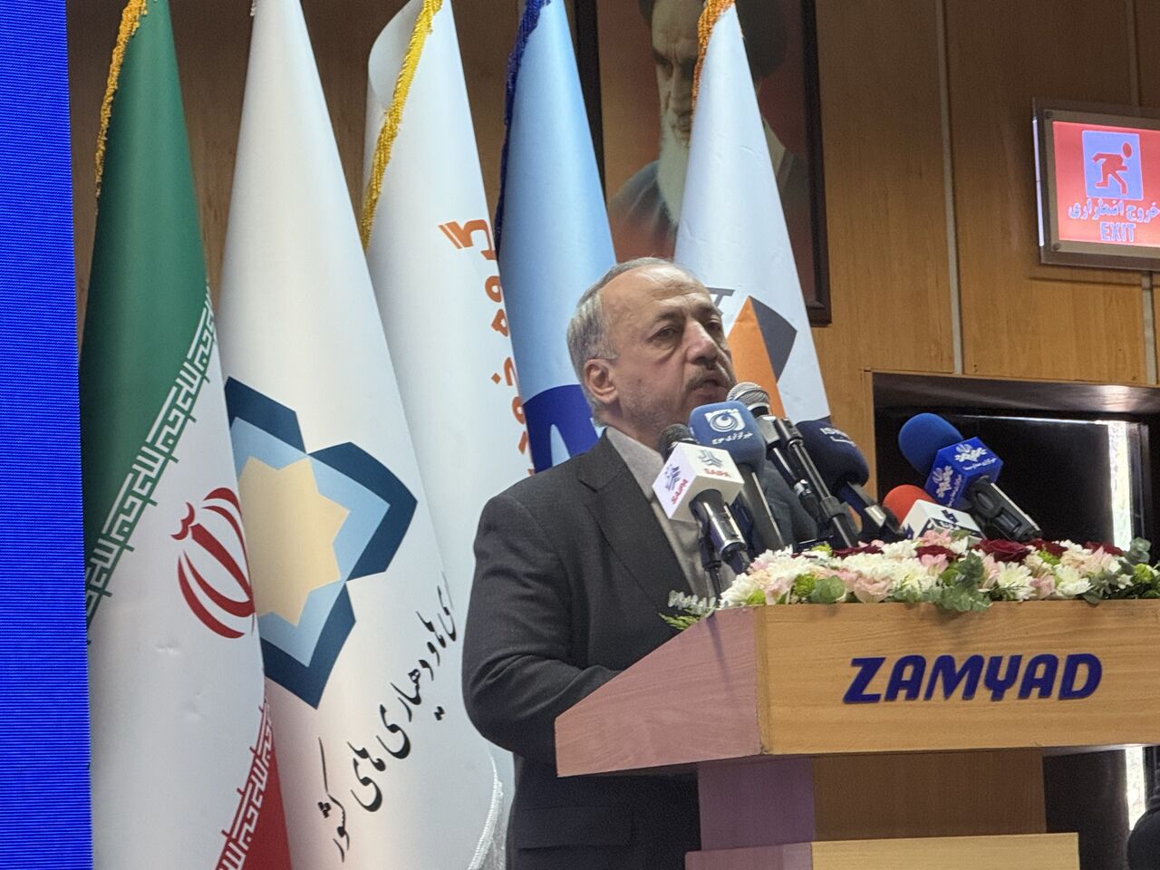 تعداد اتوبوس های شهری به ۱۲ هزار و ۸۰۰ دستگاه کاهش یافته است