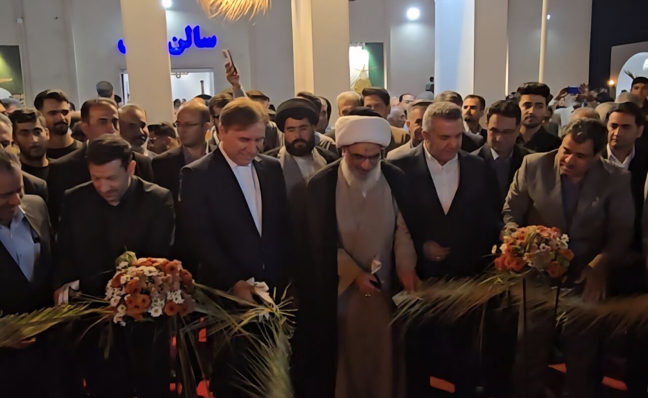 نمایشگاه بینالمللی تخصصی خرما و صنایع وابسته در بوشهر آغاز بکار کرد نمایشگاه بینالمللی تخصصی خرما و صنایع وابسته در بوشهر آغاز بکار کرد