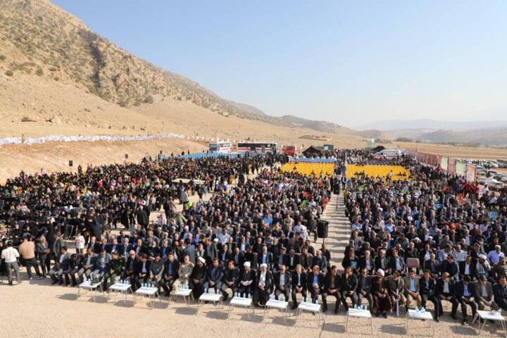 امام جمعه ایلام: یاد شهدا را به فرهنگ عمومی تبدیل کنیم