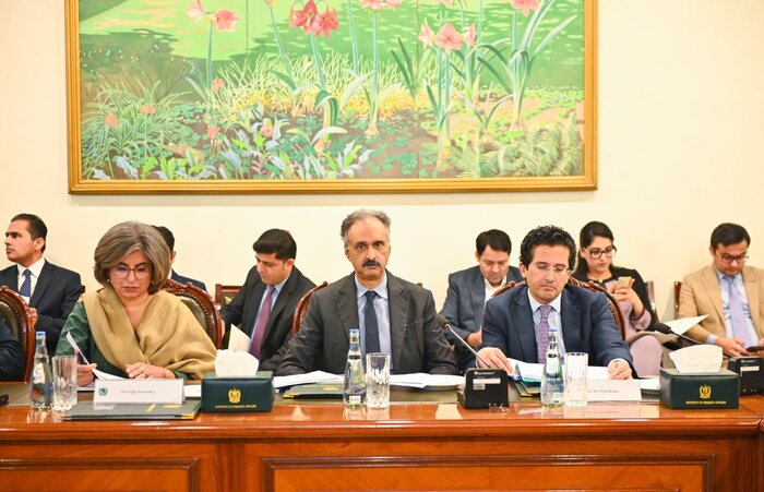 برگزاری جلسه پیشبرد همکاریهای اقتصادی ایران و پاکستان در اسلامآباد + عکس و فیلم