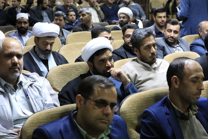 جامعه نخبگانی محور شبکه‌سازی فرهنگی و فکری کشور قرار گیرد