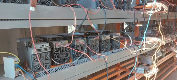 ماینرهای قاچاق در گلوگاه خاموش شد