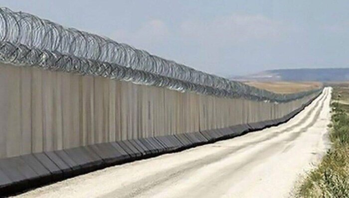 رئیس کمیسیون امنیت ملی: با تقویت دیپلماسی استانی به حل مشکلات مرزنشینان کمک کنیم